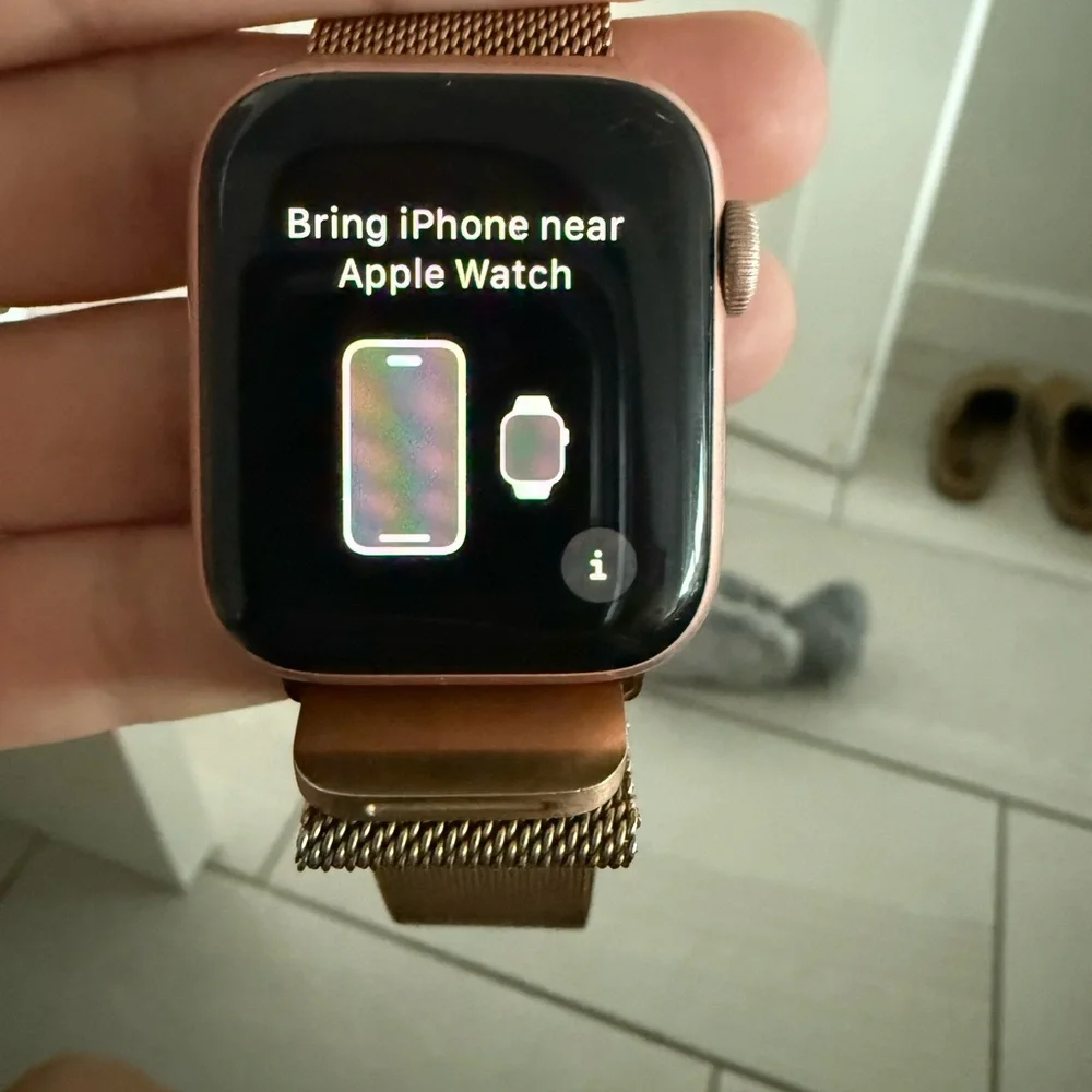 Apple Watch Rose Gold with Rose Gold Milanese Loop